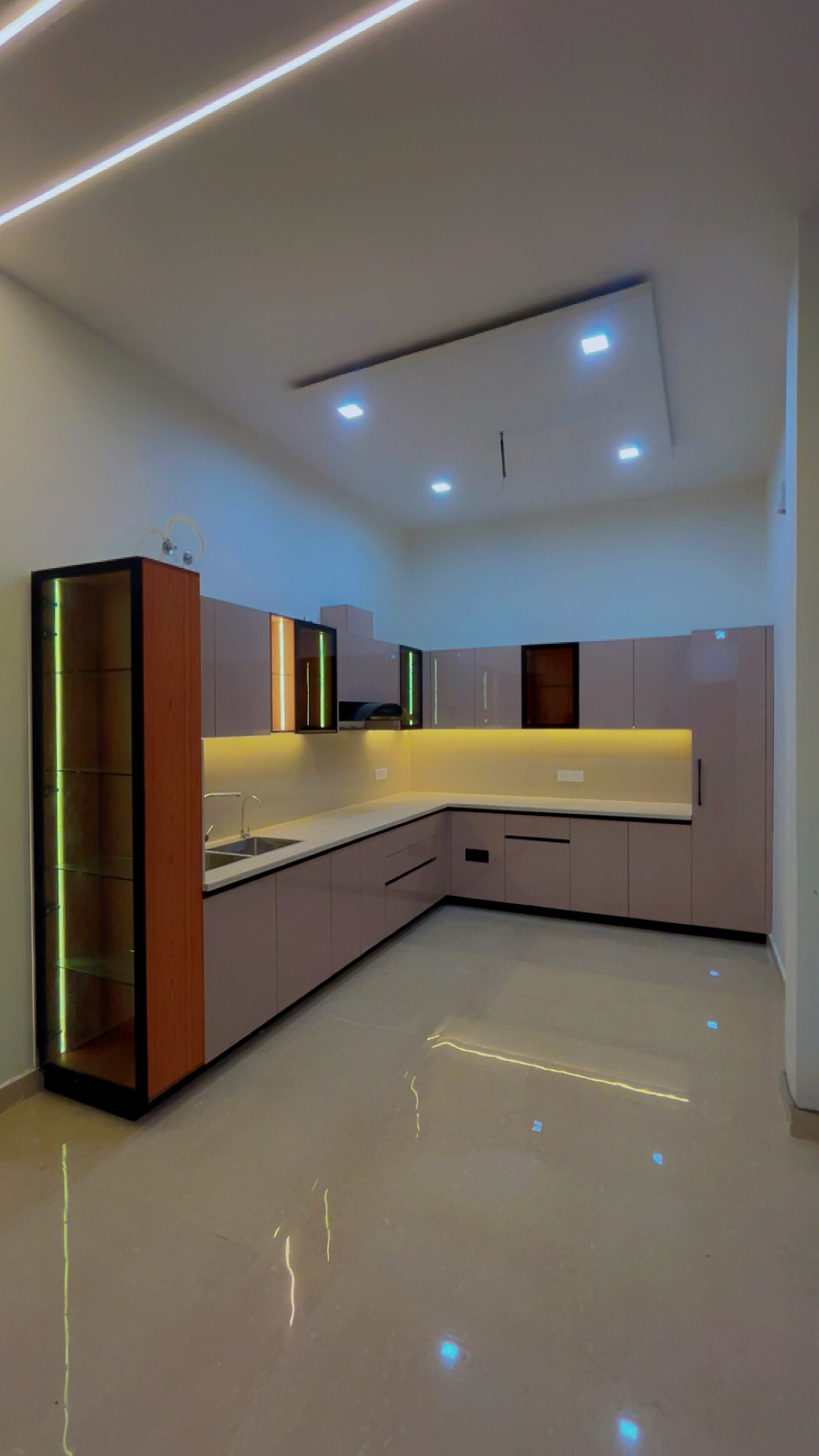 Modular kitchen-L-shape